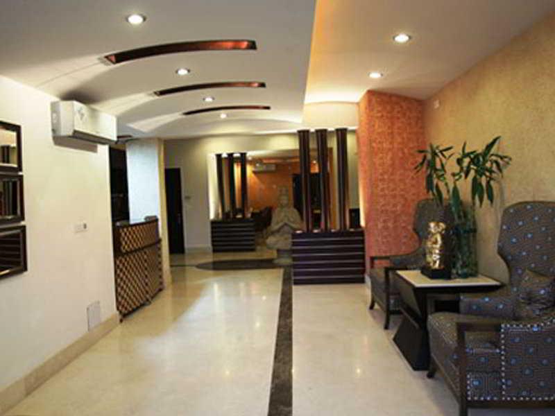 Emblem Hotel Sector 14 Gurgaon Exterior photo